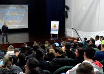 Professores de Educação de Física e Formadores Esportivos do Processo Seletivo são recepcionados em Caraguatatuba