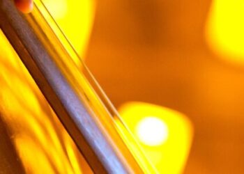 Teatro Mario Covas apresenta espetáculo à luz de velas Starlight Concert na próxima semana