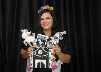 Neste sábado tem contação de histórias gratuita com Dani Almeida no Caraguá Praia Shopping