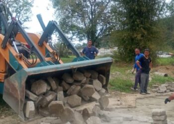 Secretaria de Serviços Públicos intensifica limpeza de bairros de Caraguatatuba no fim de agosto