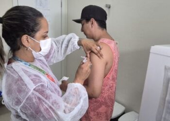 Profissionais de saúde de Caraguatatuba participam de gincana para fortalecer ações da Atenção Primária