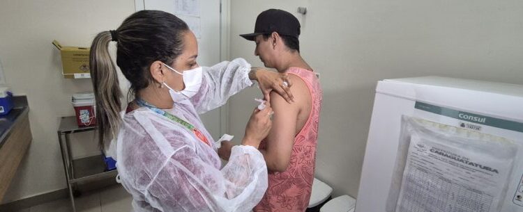 Profissionais de saúde de Caraguatatuba participam de gincana para fortalecer ações da Atenção Primária