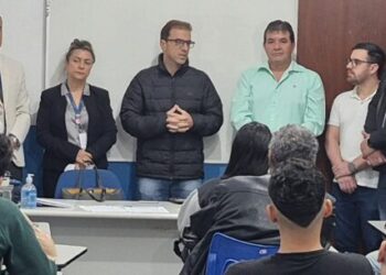 Alunos do curso de Mecânica Automotiva Básica recebem certificado de conclusão