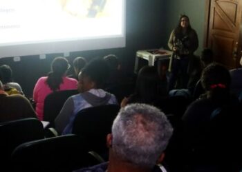 Alunos da capacitação “Boas Práticas em Manipulação de Alimentos” recebem certificado