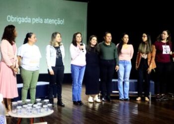 Aleitamento Materno e sustentabilidade são temas de palestra para profissionais e estudantes da área da saúde em Caraguatatuba