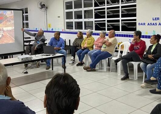 Moradores do Balneário dos Golfinhos recebem capacitação sobre acessibilidade em calçadas