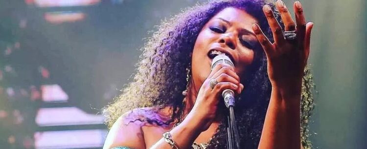 Fundo Social promove concerto beneficente com Cecília Militão no Teatro Mário Covas