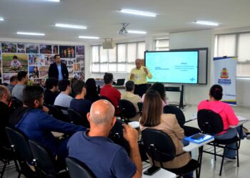 Servidores municipais participam de capacitação sobre elaboração de projetos para linhas de financiamento