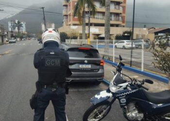 Câmeras do Centro de Operações Inteligentes da Guarda Civil de Caraguatatuba auxiliam em prisão de procurado