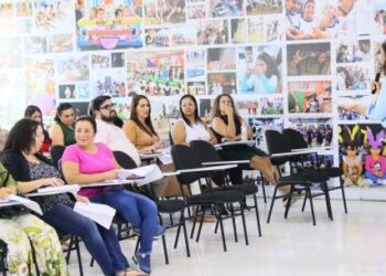 Caraguatatuba realiza formação sobre Indicador Criança Alfabetizada e alcança melhor índice do Litoral Norte