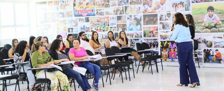 Caraguatatuba realiza formação sobre Indicador Criança Alfabetizada e alcança melhor índice do Litoral Norte