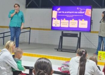 Caraguatatuba realiza Parada Avaliativa para fortalecer aprendizagem na rede municipal