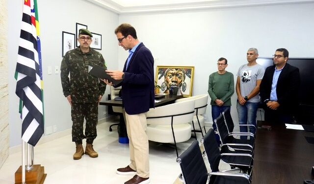Posse na Presidência da Junta do Serviço Militar reforça apoio de Caraguatatuba às Forças Armadas