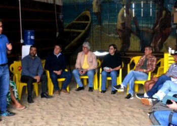 Caraguatatuba recebe autoridades para fortalecimento da pesca artesanal e valorização da cultura caiçara