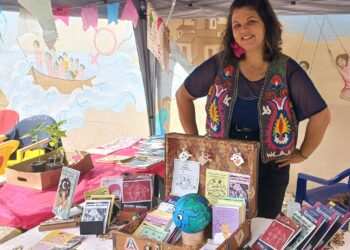 Bendita Fruta” encerra temporada com Cordel e Fandango Caiçara no Espaço Cultural Casa da Democracia