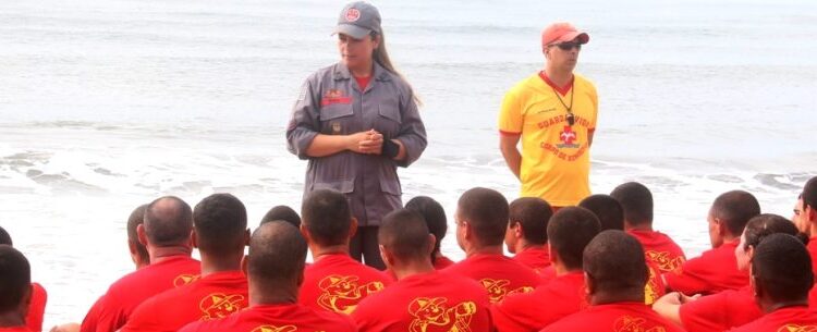 Caraguatatuba abre inscrições para Guarda-Vidas Temporários