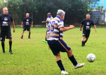 Finais do Campeonato Máster 50 e 60 anos de futebol são destaque do fim de semana em Caraguatatuba