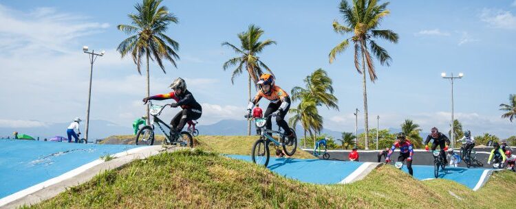 Copa Brasil de BMX movimenta Caraguatatuba no fim de semana