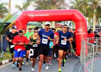 Primeira edição do “Catcher Car Run” anima manhã de domingo em Caraguatatuba