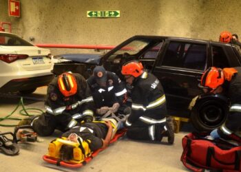 SAMU Caraguatatuba participa de simulação de acidente em túnel do Contorno Norte da Tamoios