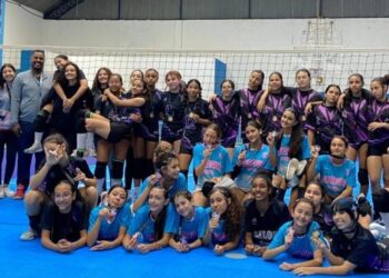 Festival de Voleibol da Independência reúne jovens talentos em Caraguatatuba