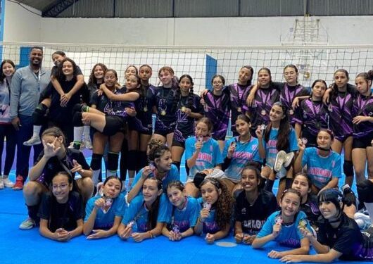 Festival de Voleibol da Independência reúne jovens talentos em Caraguatatuba