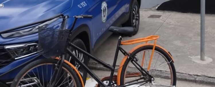 Guarda Civil de Caraguatatuba prende homem por furto de bicicleta