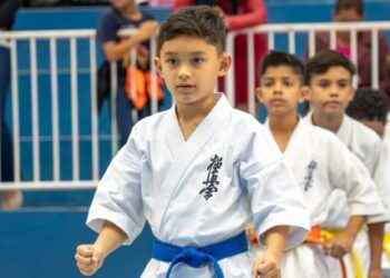 Karatê ‘So Kyokushin’ reúne jovens atletas em torneio no Ciase do Travessão em Caraguatatuba