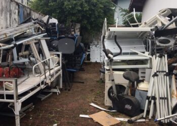 Mais de mil itens e bens inservíveis são retirados de Unidades de Saúde em Caraguatatuba