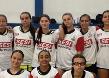 Basquete feminino de Caraguatatuba mantém 3ª colocação no Paulista sub-15