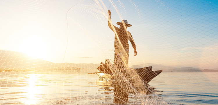 MTE e Fundacentro abrem seleção com 495 bolsas para atuação em programa da pesca artesanal