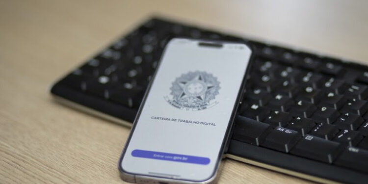 São Paulo abre mais de 45 mil vagas formais de trabalho em agosto