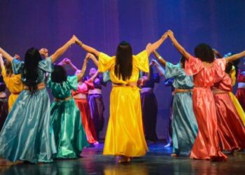 Espetáculos que marcaram época abrem Semana de Valorização à Pessoa Idosa no Teatro Mario Covas