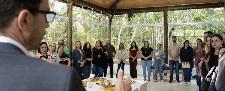 Servidores públicos de Caraguatatuba terão novos benefícios e avanços no Plano de Carreira