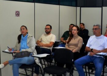 Escola de Governo conclui curso de formação para Agentes de Contratação em Caraguatatuba