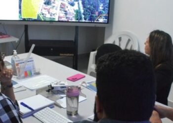 Vistoria do Cidade Legal inicia regularização do Rio do Ouro em Caraguatatuba