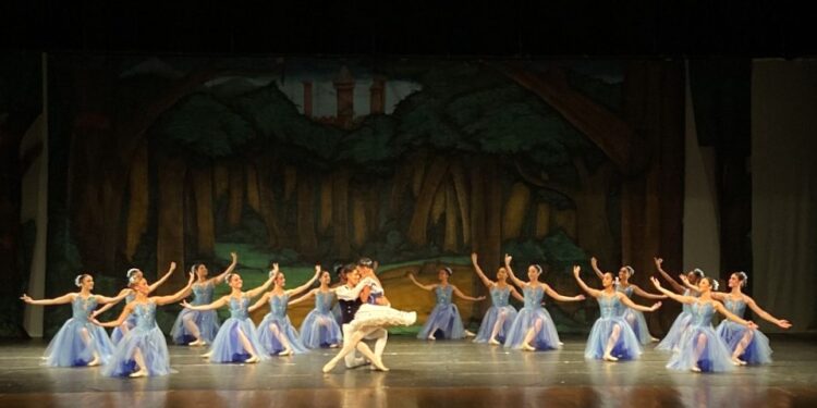 Escola de Bailados apresenta Espetáculo de Gala “Entre Amigos” no Teatro Mario Covas