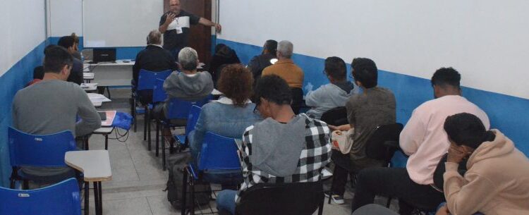 Inscrições abertas para 5ª turma do curso gratuito de Mecânica Automotiva Básica em Caraguatatuba