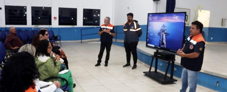 Defesa Civil encerra ciclo de audiências públicas do Plano de Contingência no bairro Casa Branca