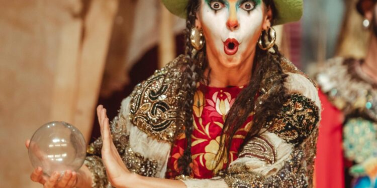 Espetáculo dirigido por Gabriel Villela encerra programação do 16º Litoral Encena neste sábado