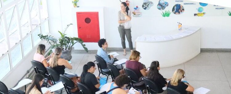 Secretaria de Educação de Caraguatatuba divulga 12ª convocação do processo seletivo de agentes de apoio escolar