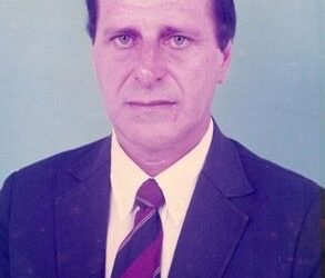 A Câmara Municipal de Caraguatatuba manifesta profundo pesar pelo falecimento do ex-vereador Tiago Santana, aos 77 anos.