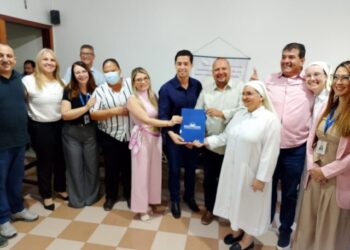 Vereadores participam de agenda com representante do Ministério da Saúde em Caraguatatuba   