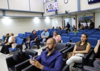 Vereadores aprovam projeto que obriga Sabesp a instalar válvulas eliminadoras de ar nos hidrômetros