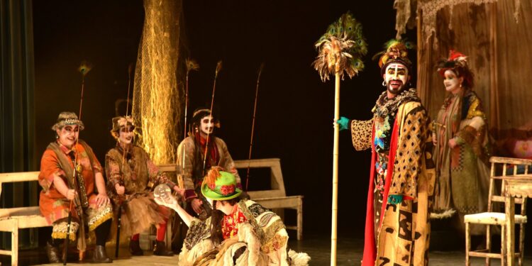 Mostra de Teatro Litoral Encena encerra sua 16ª edição com grande público no Teatro Mario Covas