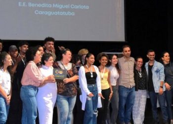 Encerramento do 9º Festival Curta Caraguá premia talentos estudantis e cineastas da região
