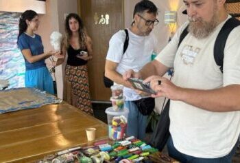 Comunidade participa da ação Maré Sustentável com foco em bem-estar e preservação ambiental em Caraguatatuba