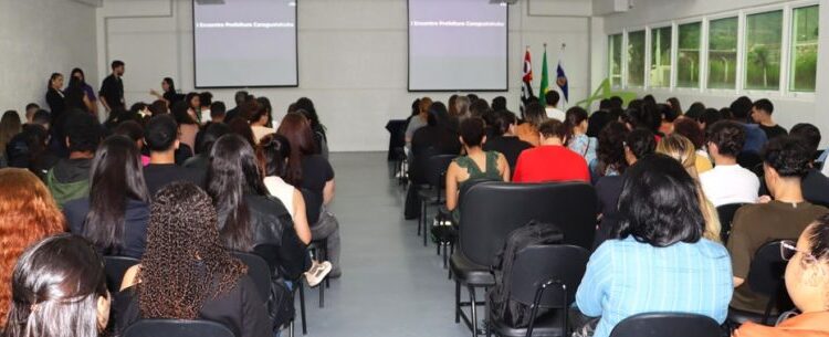 Secretaria de Administração e Ciee promovem encontro com 380 estagiários do governo municipal de Caraguatatuba