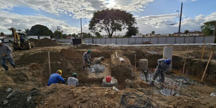 Construção civil impulsiona empregos e reforça o crescimento econômico em Caraguatatuba
