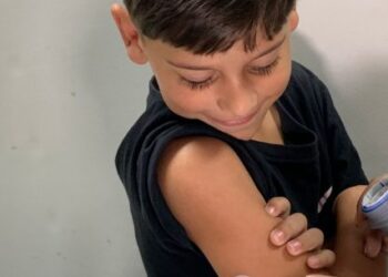 Pacientes da rede municipal de saúde recebem treinamento e sensor de acompanhamento da diabetes